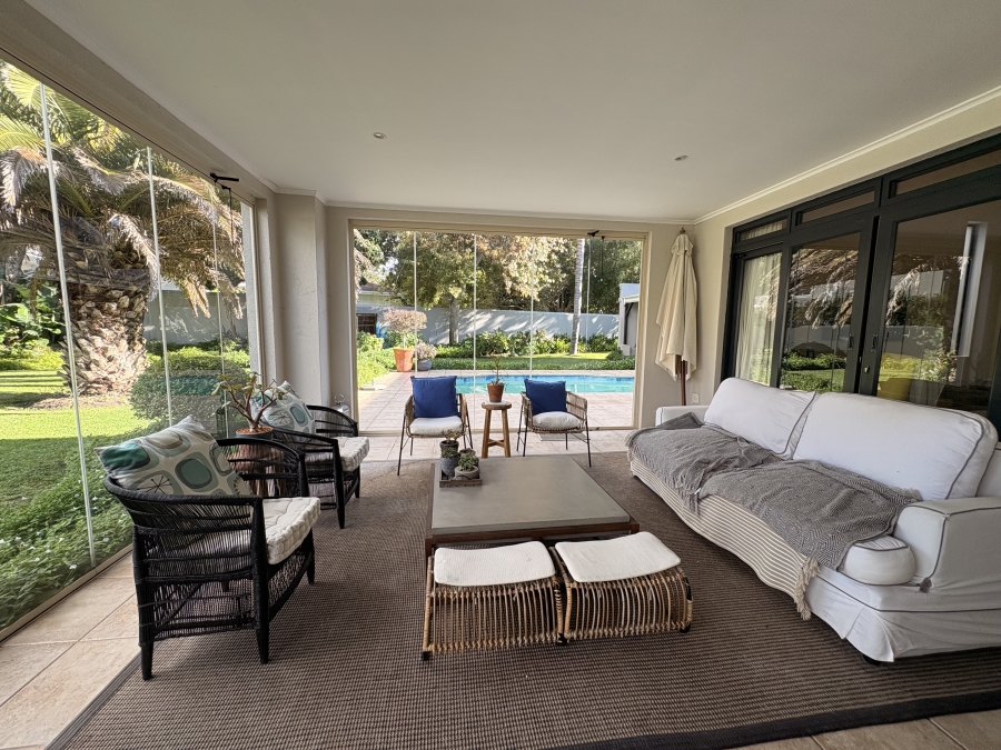 3 Bedroom Property for Sale in Constantia Western Cape